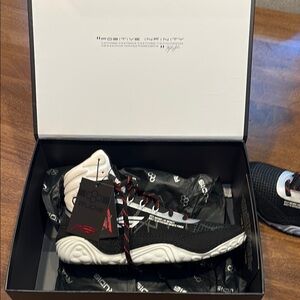 Rudis Black and White KS Infinity Wrestling Shoes Size 10